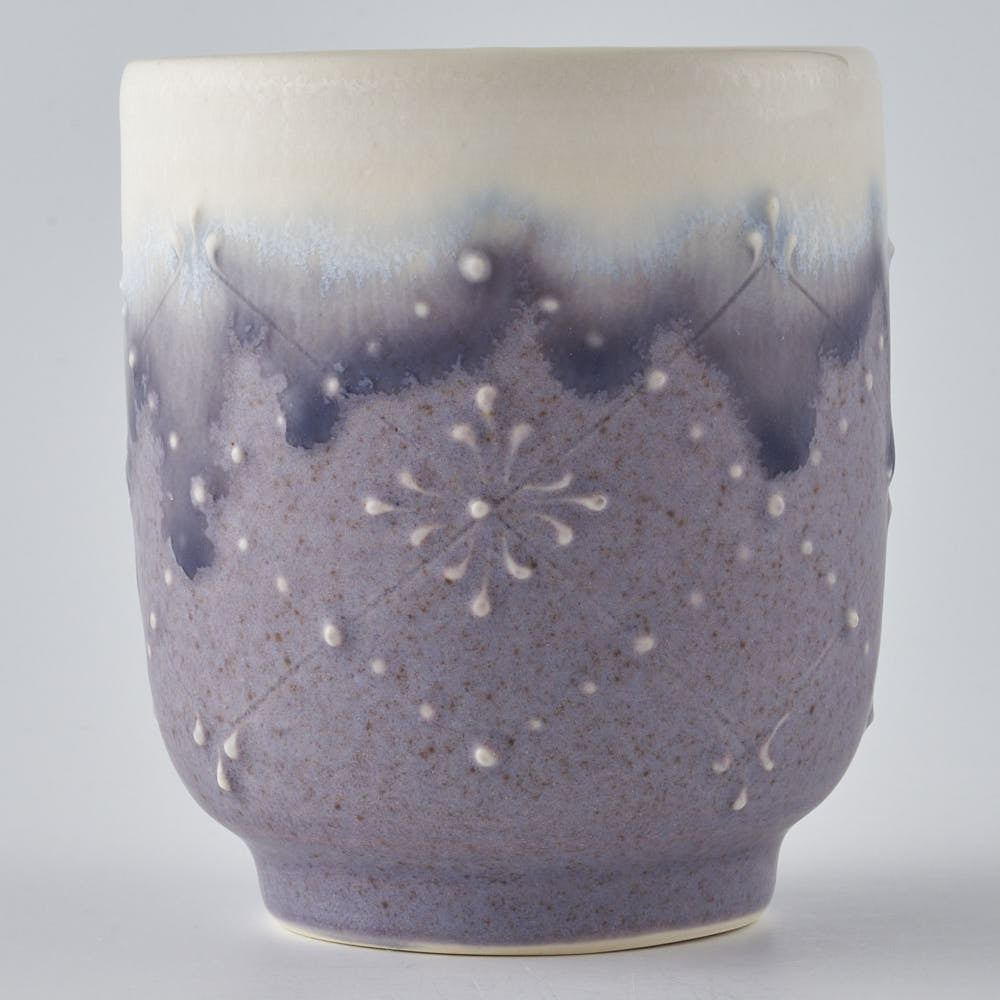 作家 佐藤美季 湯呑み(紫) ¥2,970 大人の焼き物