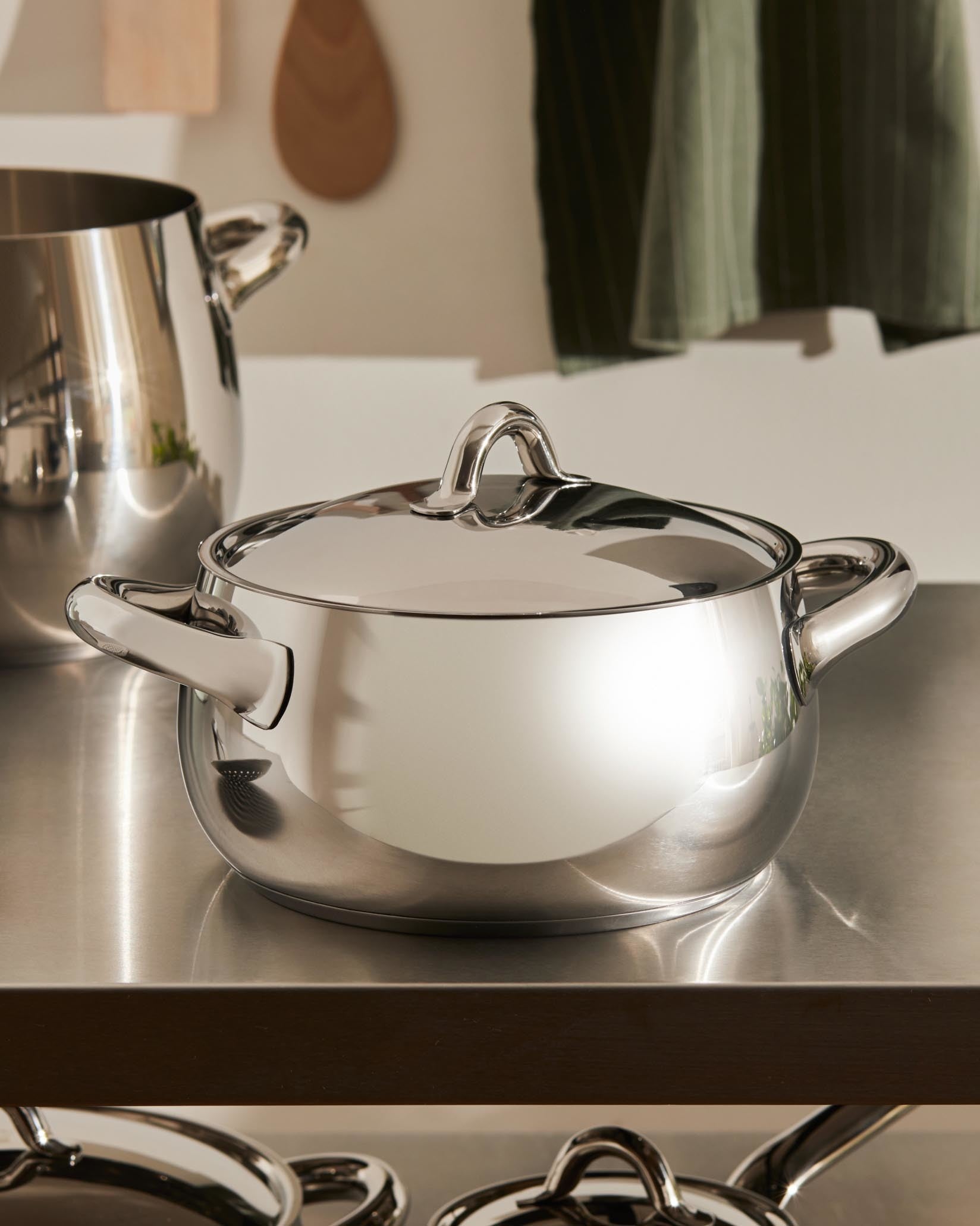 ALESSI アレッシィ mami 浅型 両手鍋 24cm 蓋付き Mami Pots And Pans