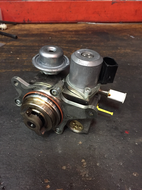 R56 高圧ポンプ交換 – bond MINI