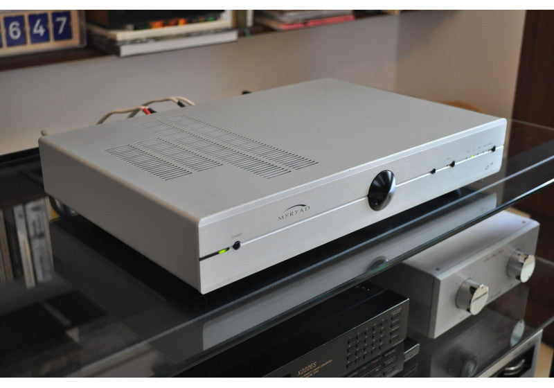Myriad Z140 - Amplificateur Intégré - 2006 | HARK