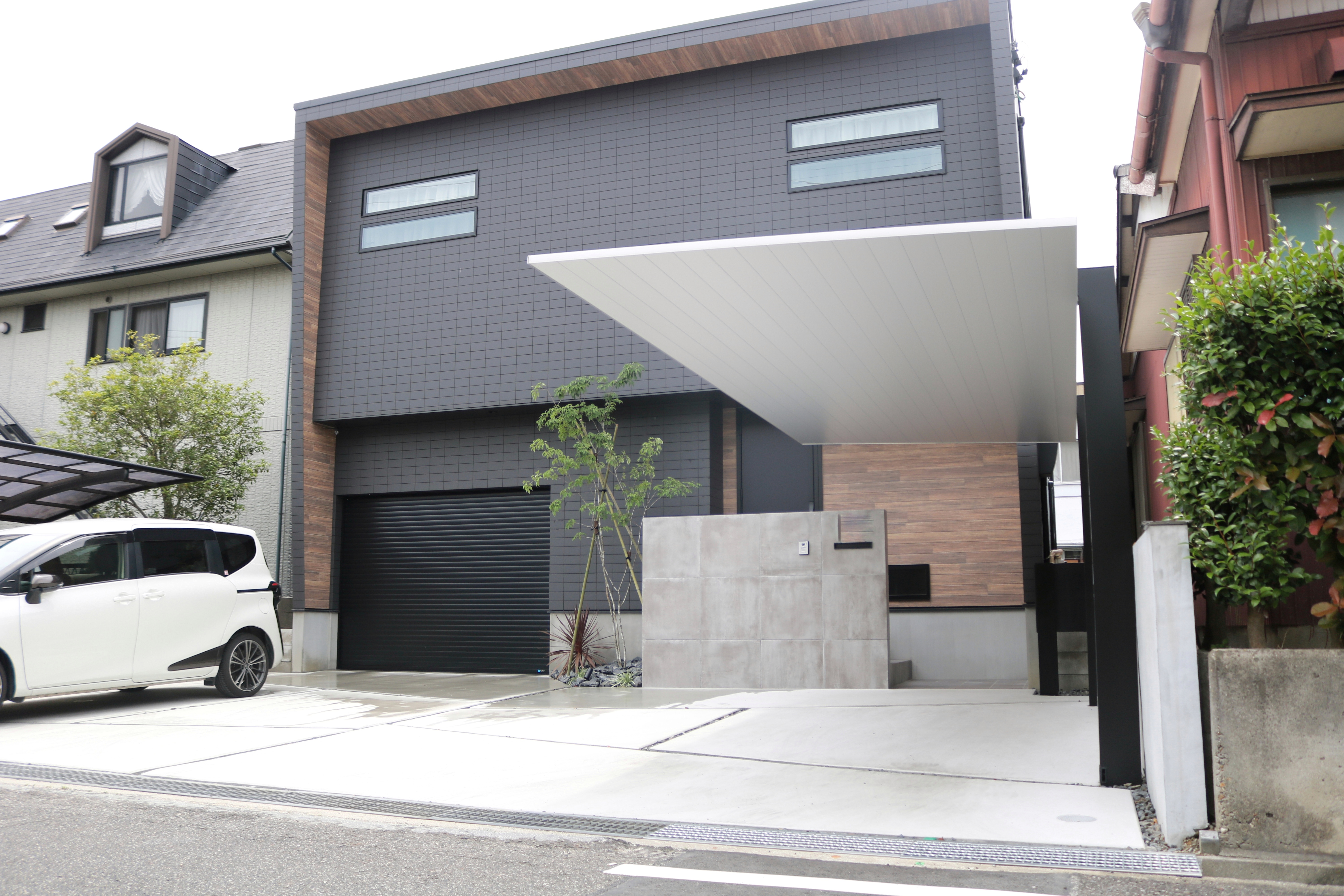 600角タイルの門塀 – J KANKYO