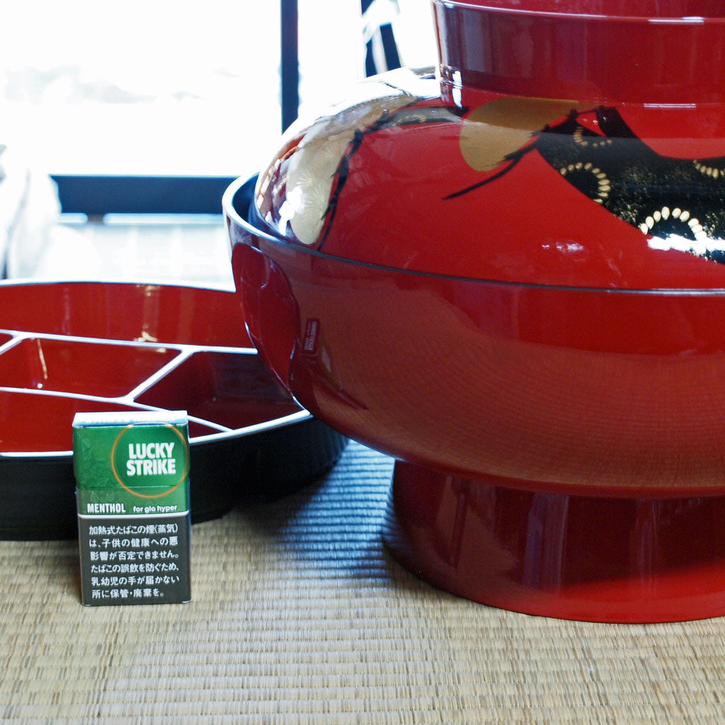 盛込椀・盛器・内朱/外朱・壱松金彩/尺2寸・大椀・仕切付 – かく丸漆器