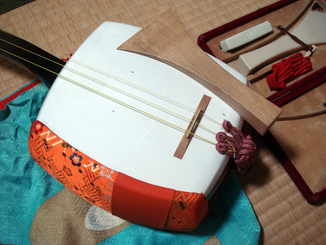 三味線が戻ってきた。 – 自然農とカフェ暮らし