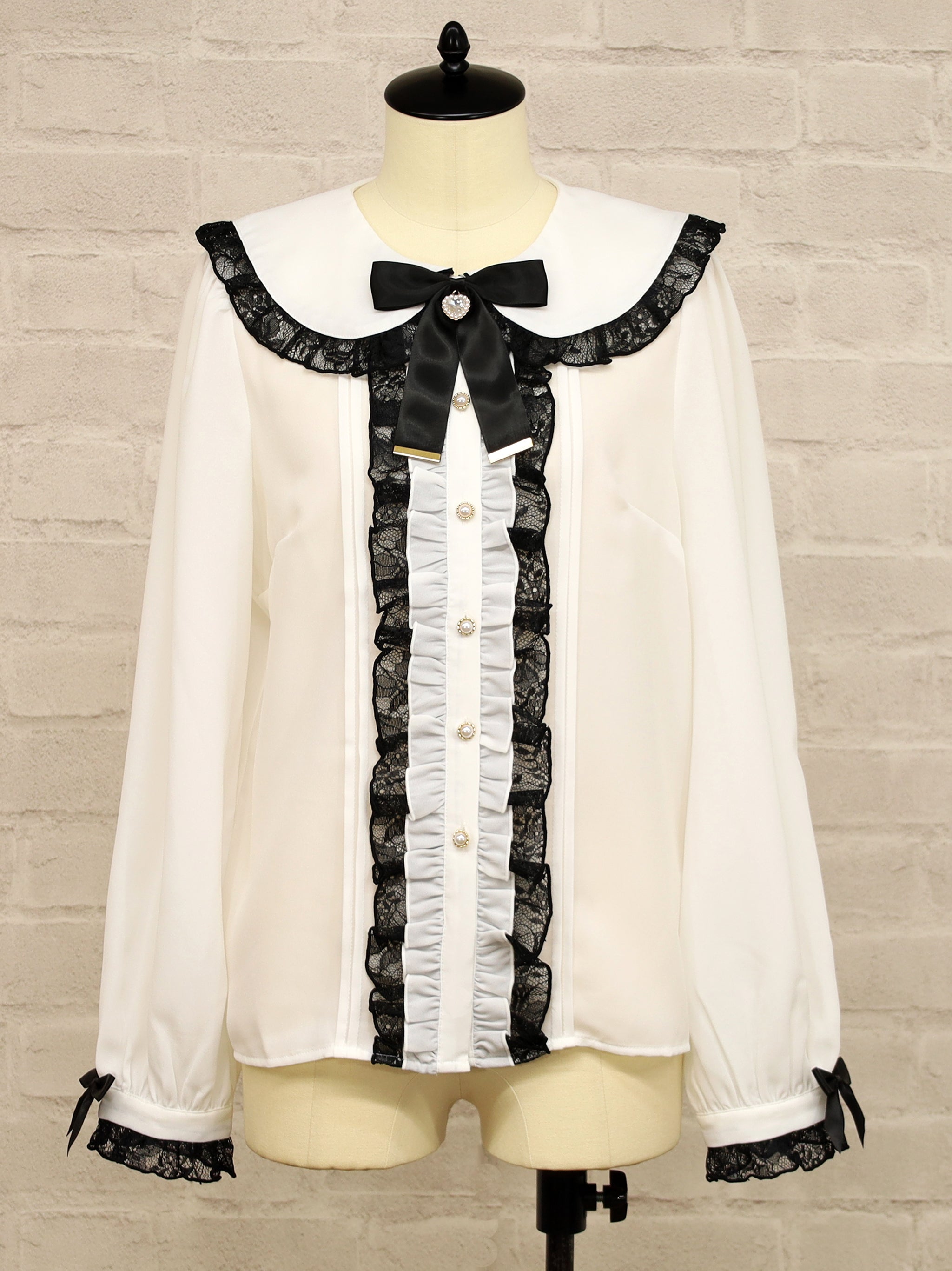 Girly Ribbon ブラウス – Amavel（アマベル）公式サイト