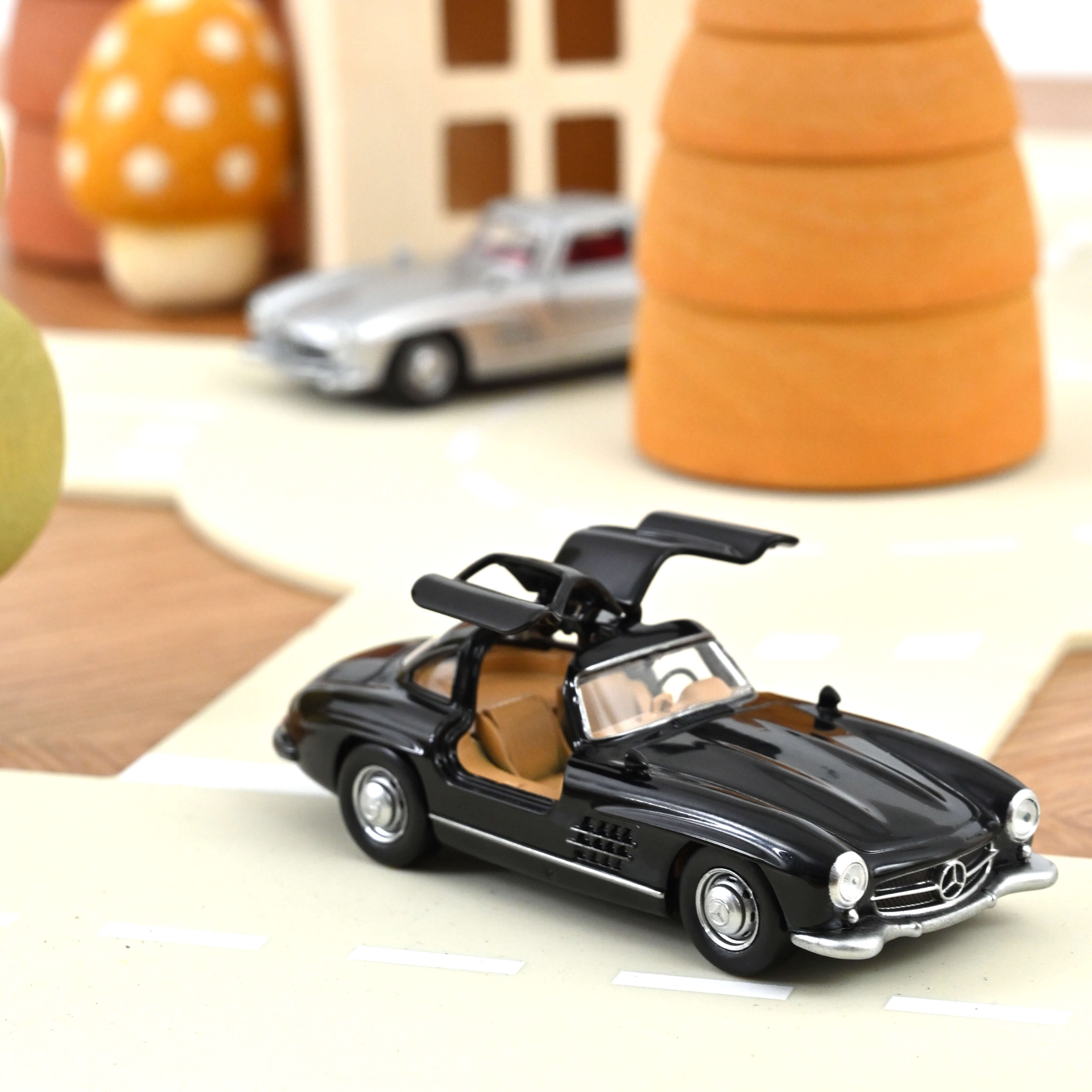 Mercedes Benz 300 SL 1954 Black Jet-car 1:43 – Norev