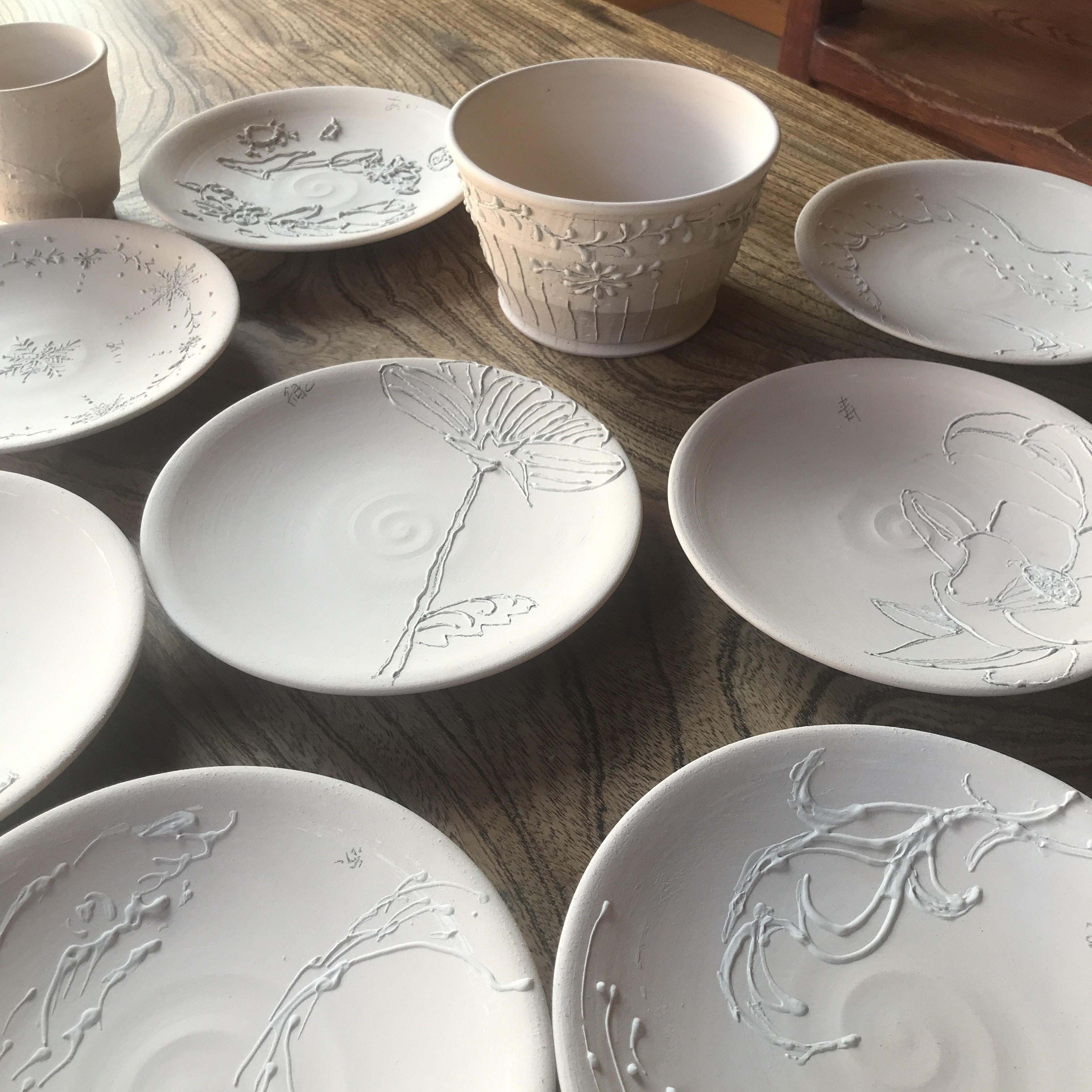 初めてでも大丈夫！イッチン絵付け体験 | 多治見るこみち公式Web