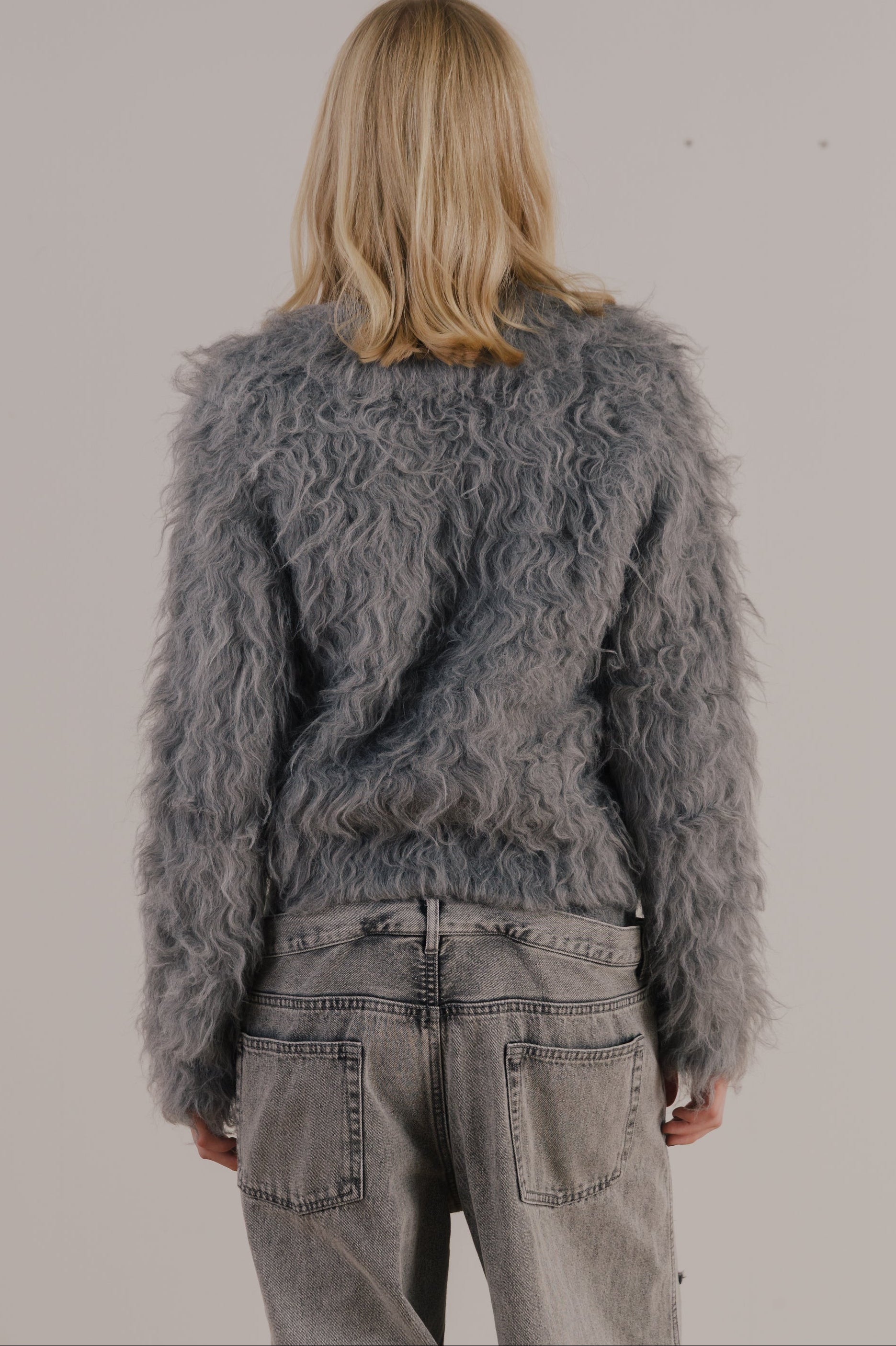 Wilhelm Shaggy Pullover – THE TOÉ