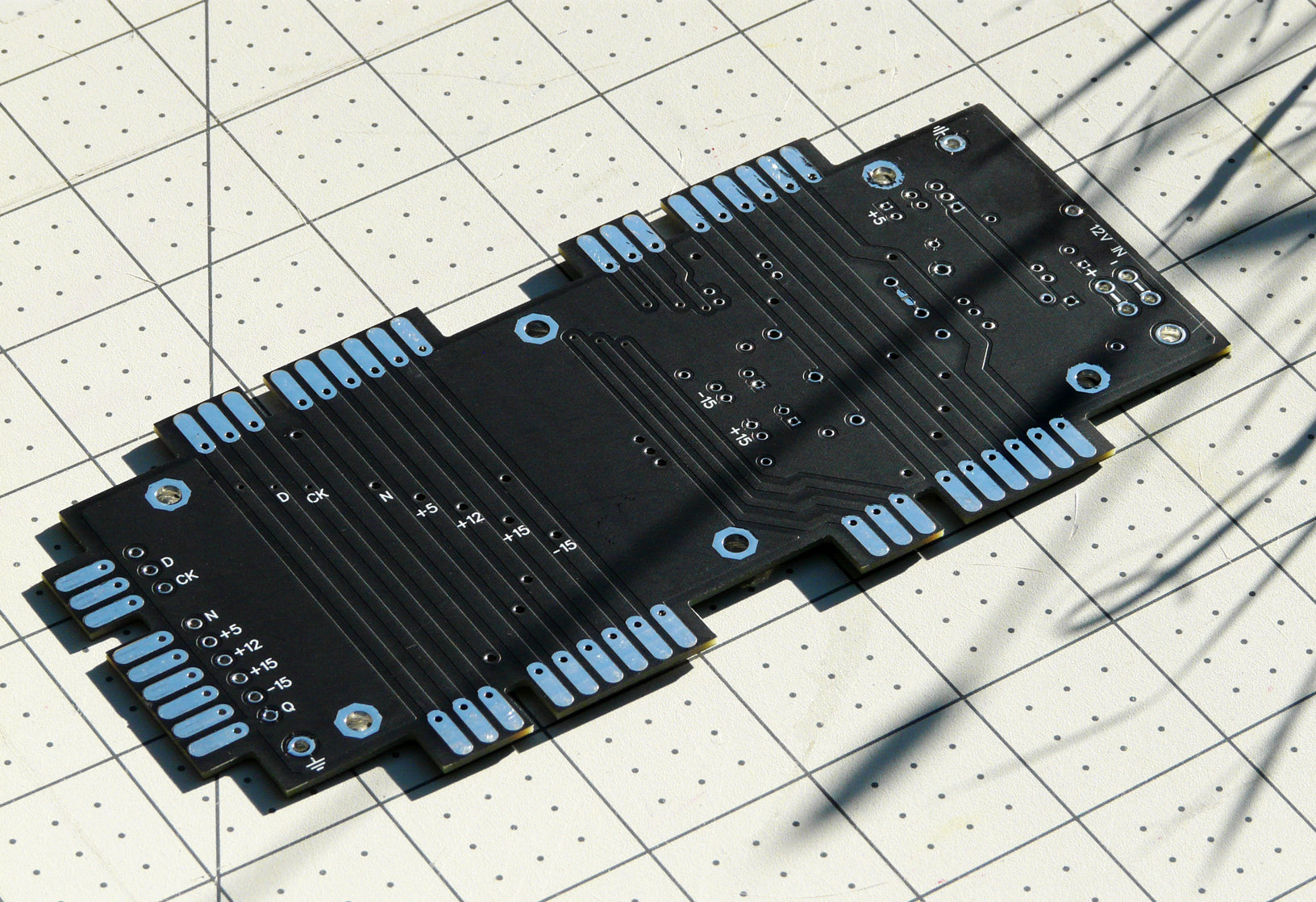 Buchla format Mini-Bus – Toppobrillo