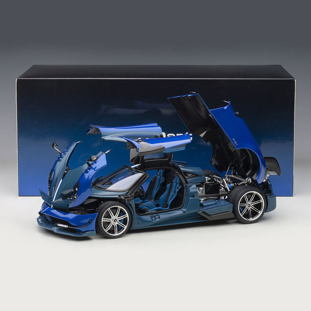 楽天市場】ミニカー 1/18 パガーニ ウアイラ BC AUTOart オートアート