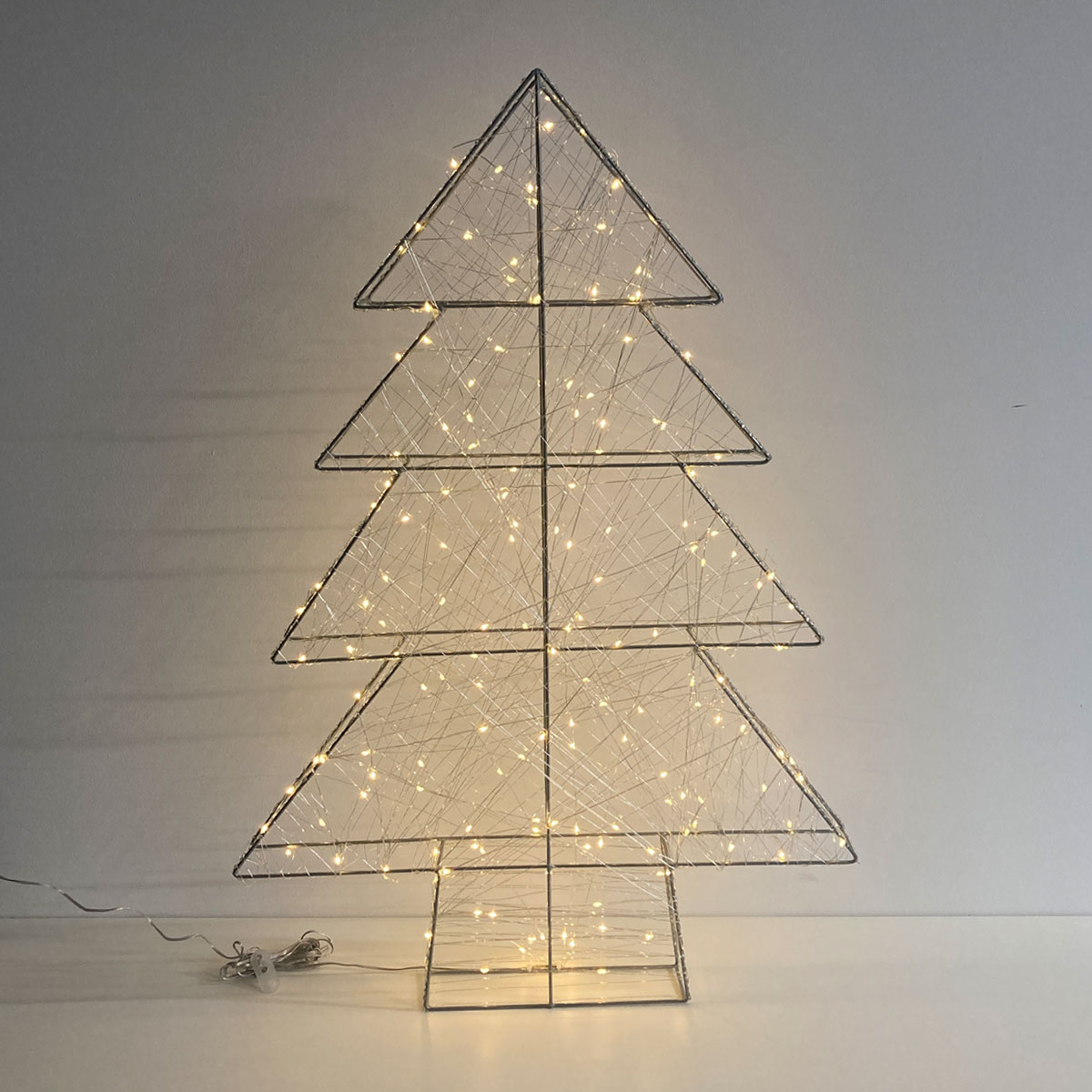 楽天市場】LEDワイヤークリスマスツリー 高さ75cm 1台ワイヤーライトが