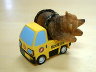 楽天市場】熊出没注意ミニトラ熊出没プルバックカー : スージー