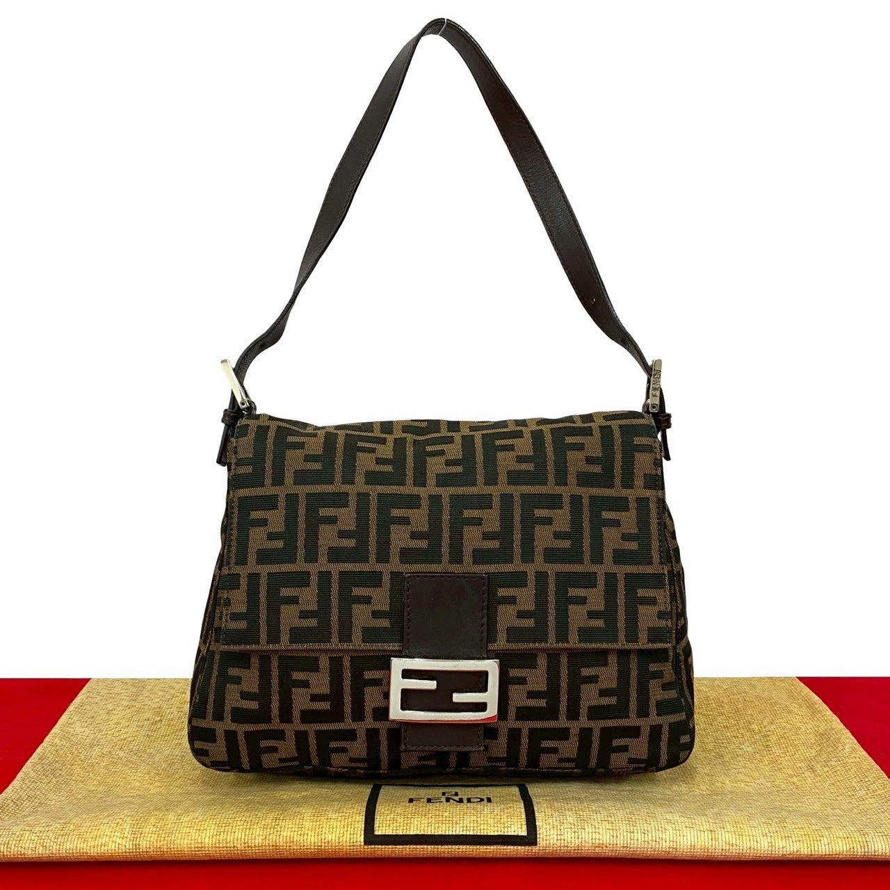FENDI フェンディ マンマバケット ショルダーバッグ – Trip