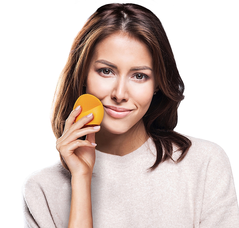 LUNA mini 2 Звуковая очищающая щетка для кожи любого типа