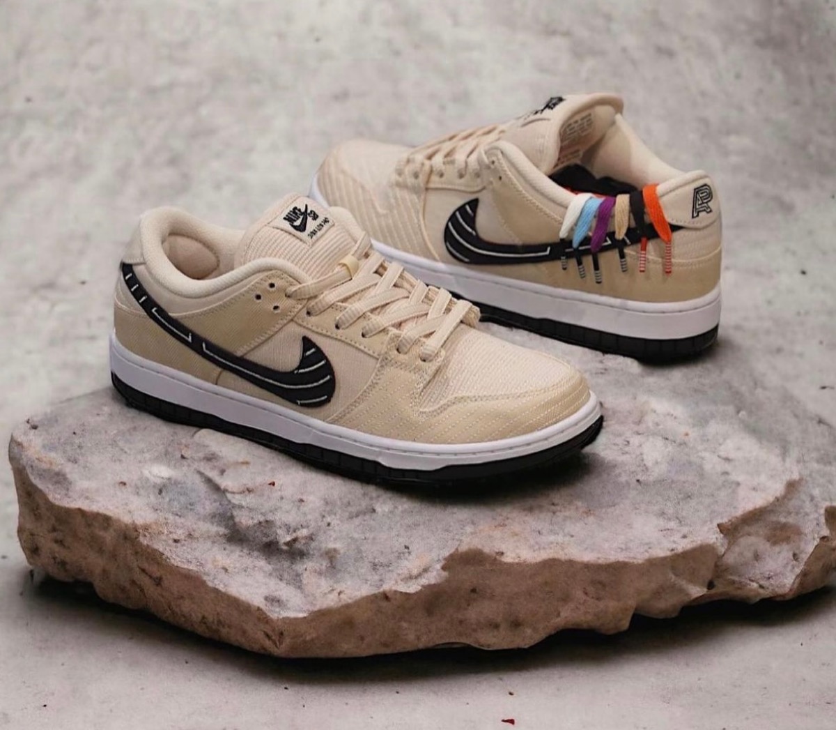 Albino & Preto × Nike SB Dunk Low Pro QS “Pearl White”が国内9月21