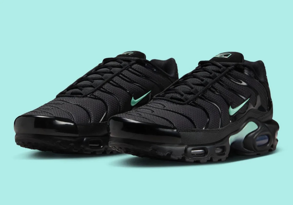 Nike Air Max Plus “Black and Mint Foam”が国内9月11日／9月19日より