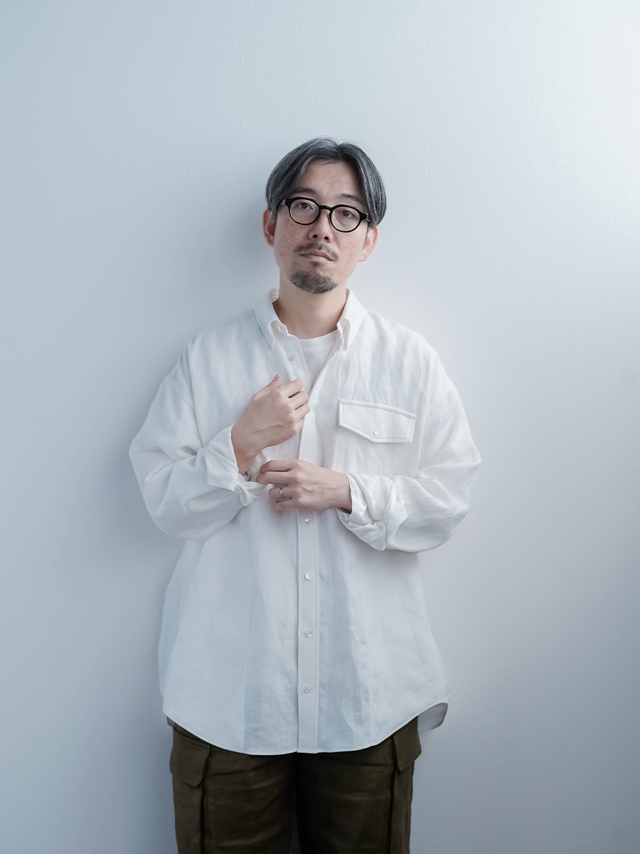 リネンシャツ】ついつい手を入れたくなる ポケット付き ボタンダウン