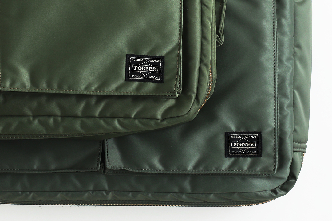 35周年を迎えるポーターの代名詞「タンカー」が新しくなって、堂々50型