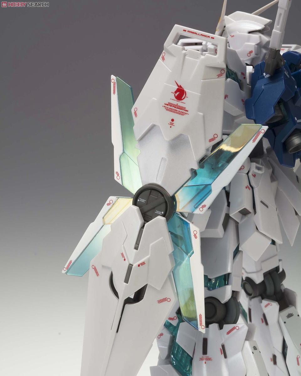 GUNDAM FIX FIGURATION METAL COMPOSITE ユニコーンガンダム(覚醒仕様