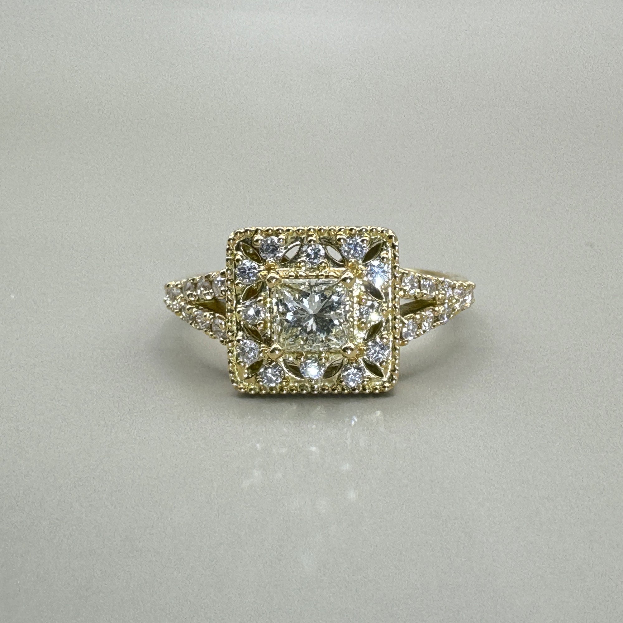 K18透かしスクエアダイヤリング – 宝石修飾工房波多ゑ