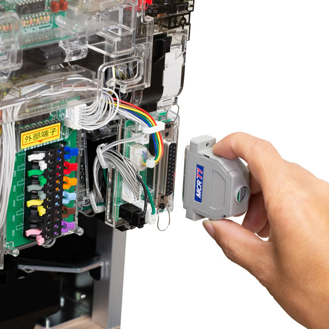 玉貸し機能付きのCRアダプターMugen CR [無限CR] 玉貸しボタンを押すと