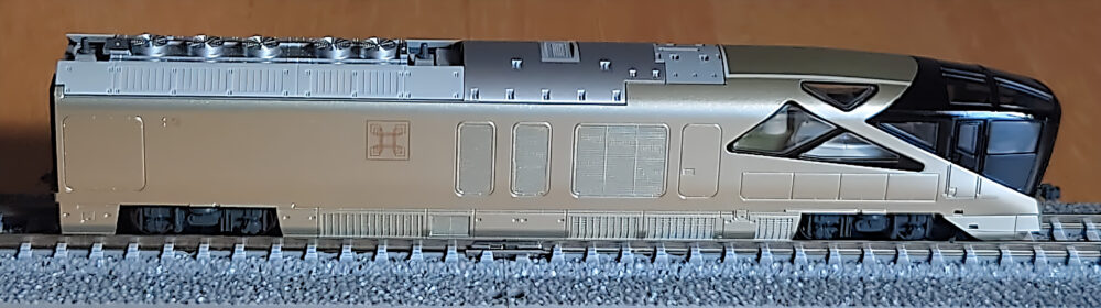 E001形 TRAIN SUITE 四季島（Nゲージ KATO）が届いたので早速
