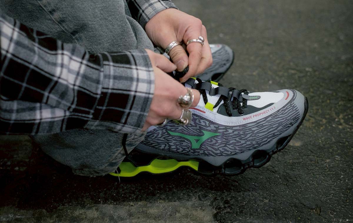 オン ザ ロジャー アドバンテージ スニーカー ｜ On The Roger