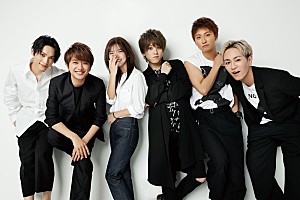 AAAを大特集『CanCam』通常版＆限定版が同時発売、東京＆大阪に巨大