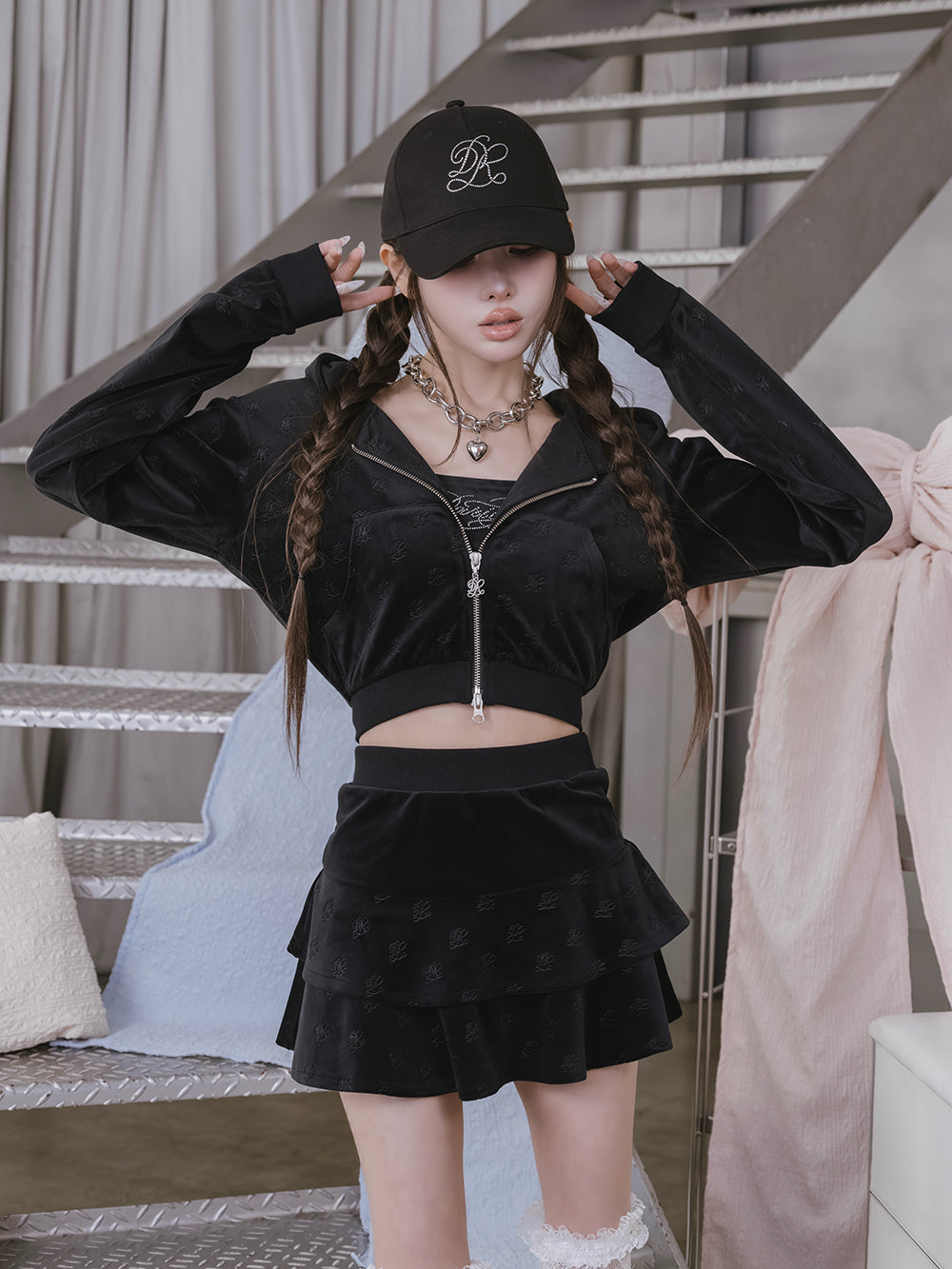 シグネチャーDRベロアベアトップ&フーディー – Darich (ダーリッチ)