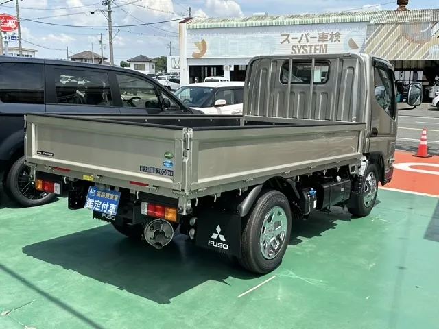 キャンター 全低床 平ボディ 2t カスタム 三菱 登録済未使用車は静岡