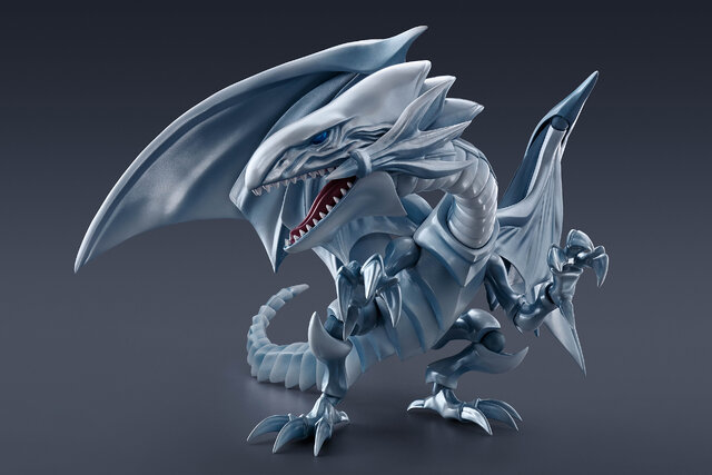 遊戯王』より「青眼の白龍」が遂に召喚！海馬瀬人の“魂のカード”が