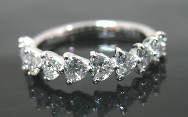ハート ダイヤモンド ハーフ エタニティ リング 1.028ct プラチナ900
