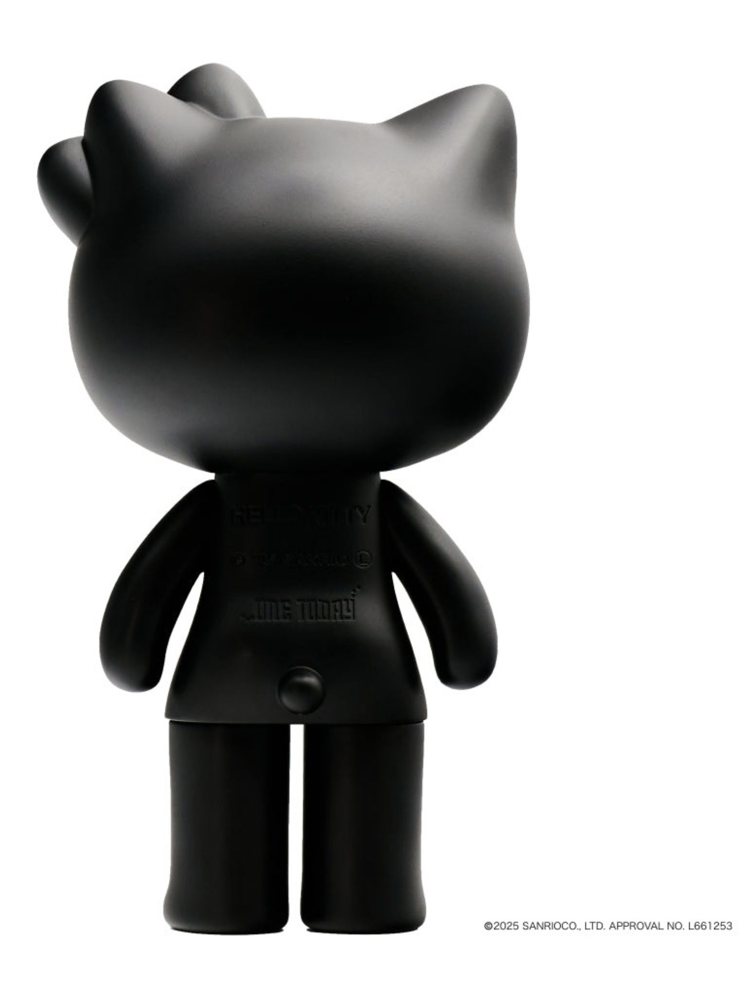 HELLO KITTY BLACK SERIES】大人が選ぶアートなハローキティフィギュア