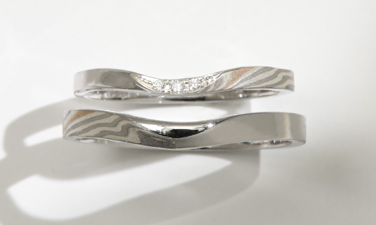 V字の結婚指輪一覧 | 結婚指輪・婚約指輪の杢目金屋