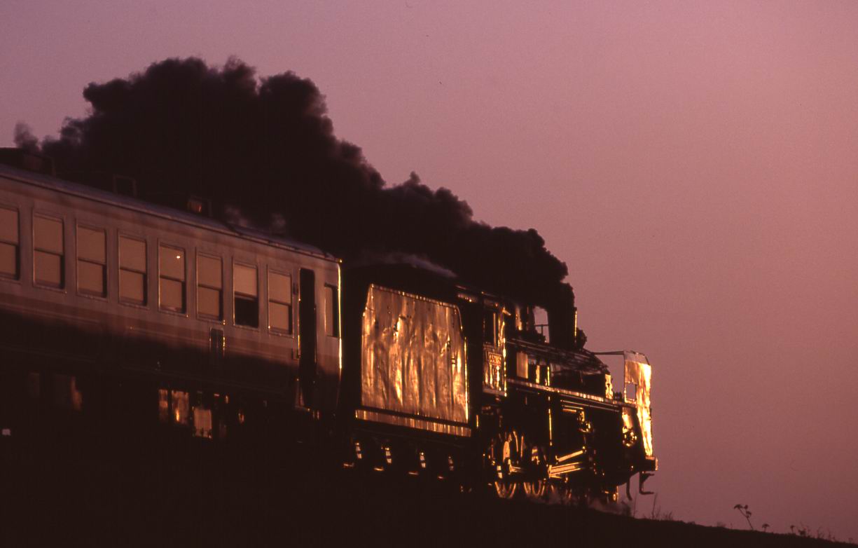 魅惑の蒸気機関車 四季・SL紀行 - MAXAM