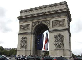 エトワール凱旋門 - メルシーパリ.ネット