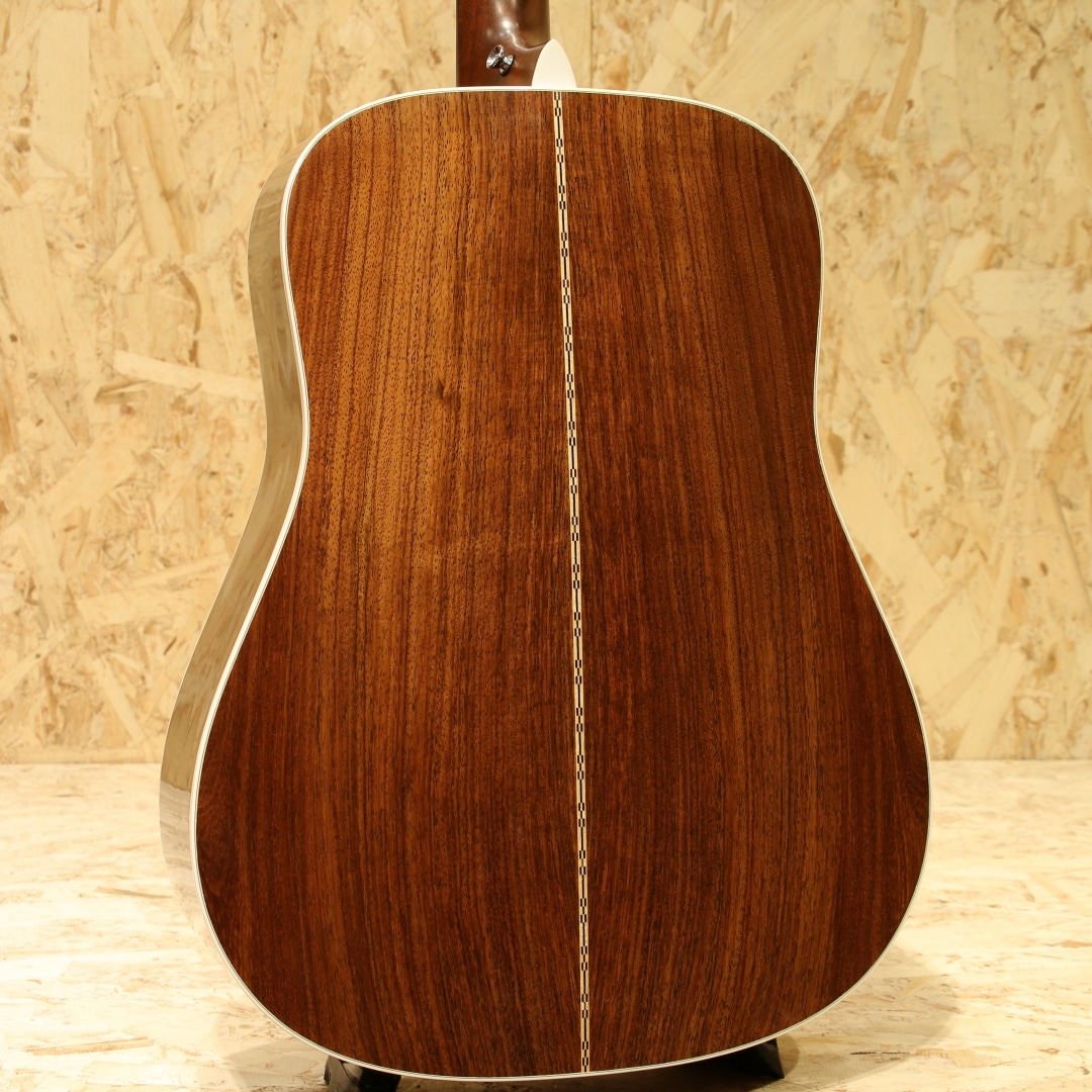 D-28 2013: アコースティックギター｜三木楽器公式通販サイト
