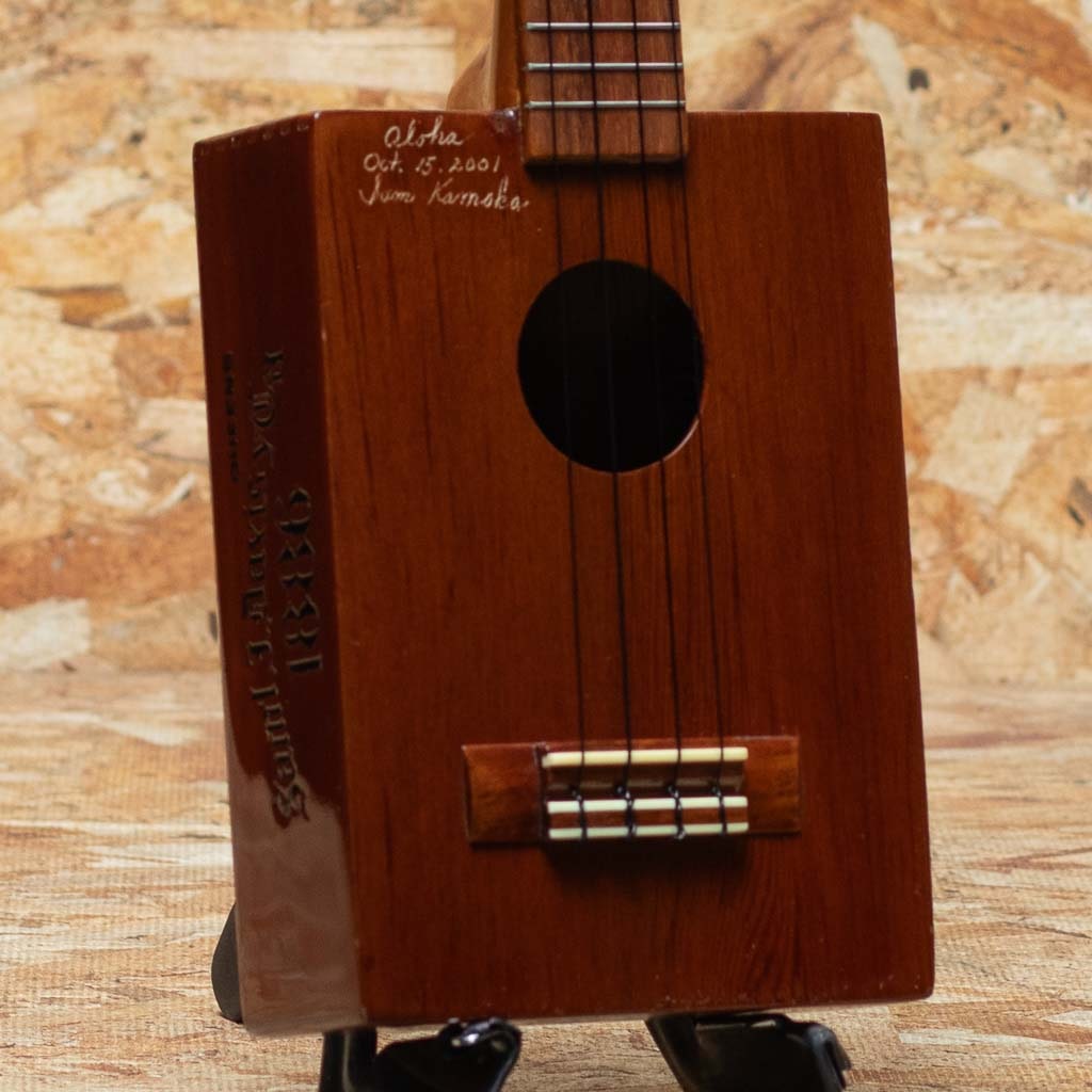 Cigar Box Concert Ukulele 2001: ウクレレ｜三木楽器公式通販サイト