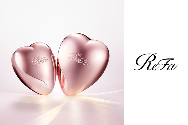 人気のリファハートブラシをミニサイズにした「ReFa HEART BRUSH mini