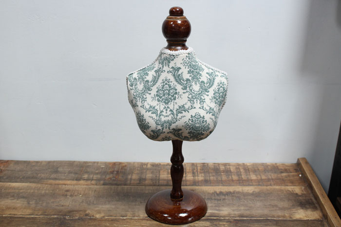 かわいいオールドファッション・アクセサリートルソー/パターン