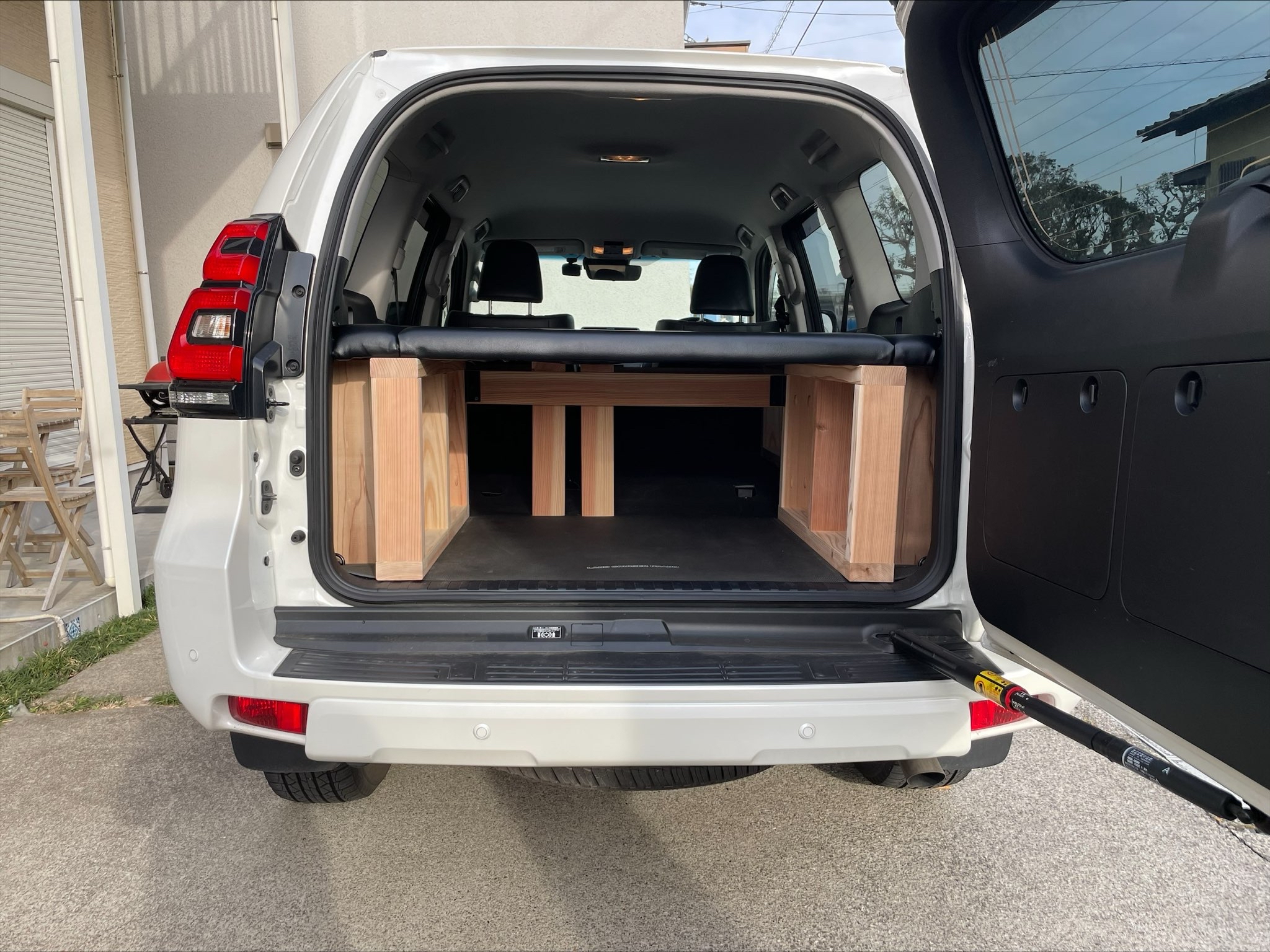 ランドクルーザー プラド150 5人乗 ベッドキット