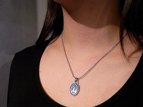 人気！『amp japan』新作マリア&クロスネックレス | DEFi（デフィー