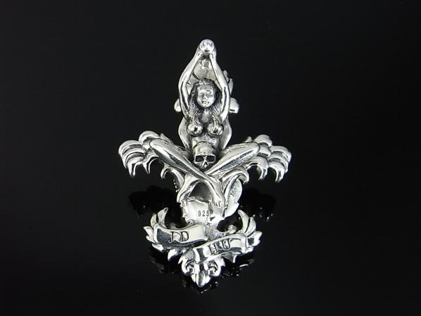 TWO TALES PENDANT/BK/Justin Davis（ジャスティンデイビス） - DEFI