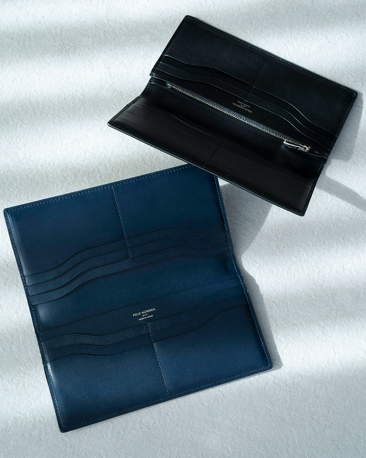 ギフトにもおすすめなレザーグッズ