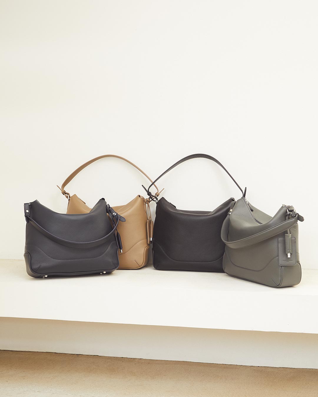 新作ショルダーバッグ2型が登場