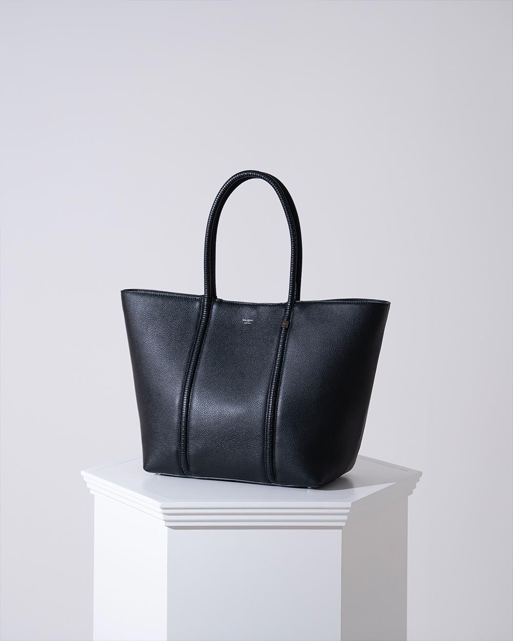 Hawserシリーズの新作トートバッグが発売