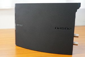 あの「nasne」が“ほぼそのまま”帰ってきた！ 開封の儀 - 新旧モデルを