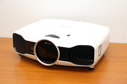 大橋伸太郎が観た「EH-TW8200」ｰ 家庭での映画視聴に最もおすすめ