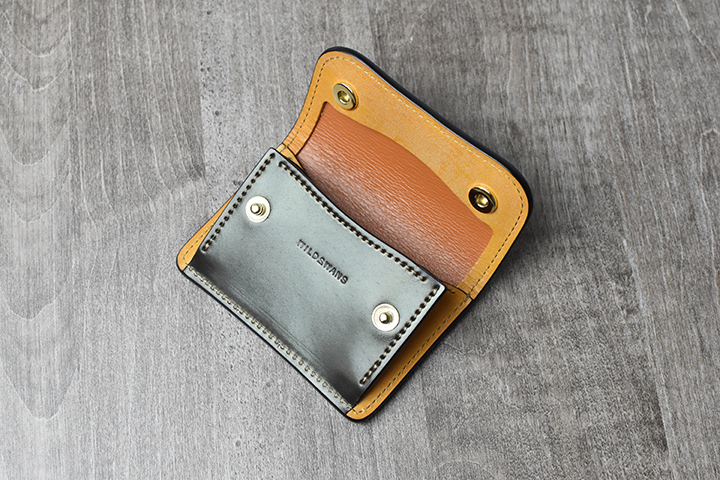 シェルコードバン×フルグレインブライドルレザーシリーズについての