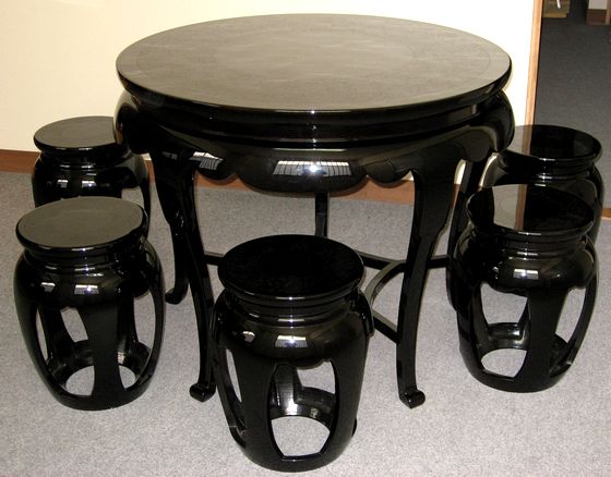 応接セット 牡丹唐草沈黒 12,650,000円（税込） | 輪島塗の塗師屋 輪島