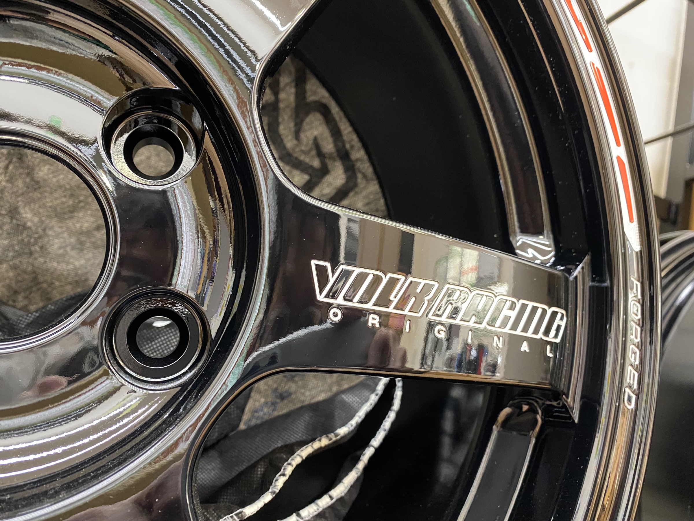 ZC33S スイフトスポーツにおすすめですよ。RAYSさんのTE37 SAGA S-plus